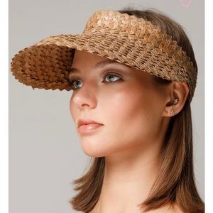 BEACHGOLD Baha Straw Visor - NEW, NEVER WORN